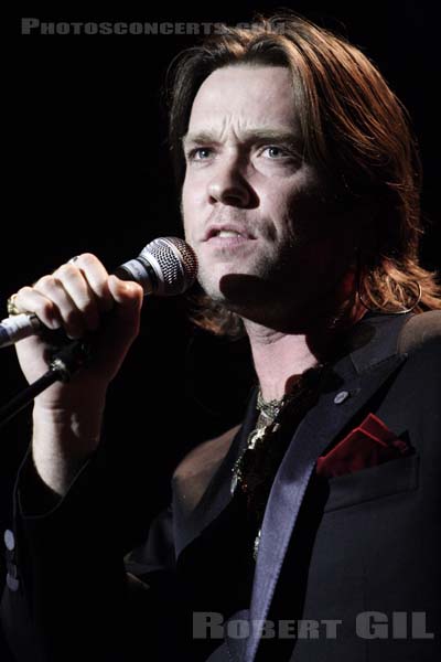 RUFUS WAINWRIGHT - 2005-11-28 - PARIS - Casino de Paris - 